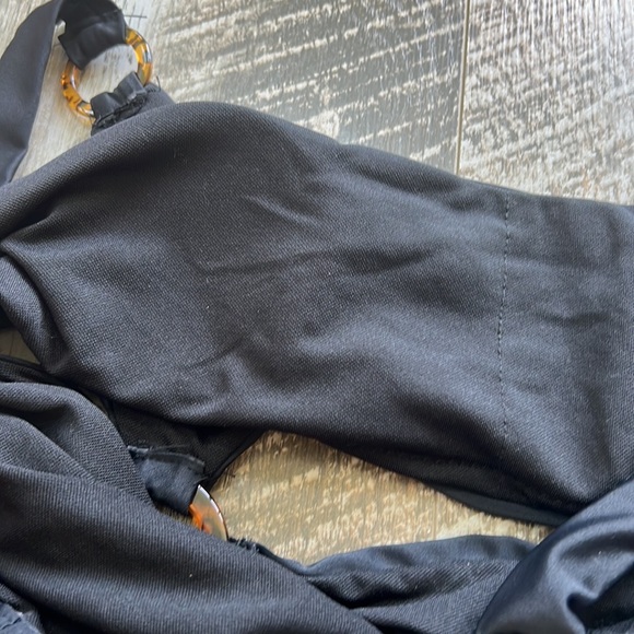 Lovin” this swimsuit - Picture 8 of 8